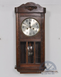 Antyczny zegar skrzyniowy do muzeum dworu zabytkowego wystroju antyk