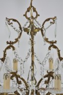 Pałacowy żyrandol z kryształami. Antyk. Kryształowy chandelier salonowy.