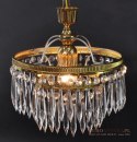 elegancka lampa z kryształkami