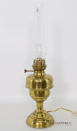 muzealna lampa naftowa