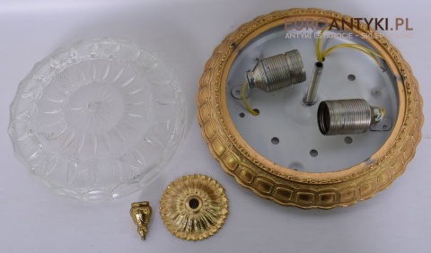 stara lampa sufitowa