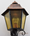 starodawna lampa zewnętrzna