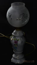 Retro lampka na stolik babcina lampeczka z różyczkami nostalgiczne oświetlenie