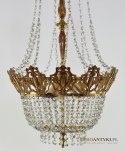 pałacowa lampa kryształowa