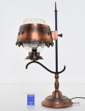 rustykalna lampa do gabinetu