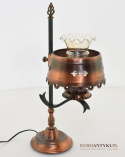 starodawna lampa na stolik
