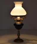 mosiężna lampka stolikowa