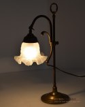 Antyczna lampa stołowa z kloszem