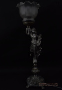 Antyczna srebrna lampa na stolik. Zabytkowe oświetlenie.