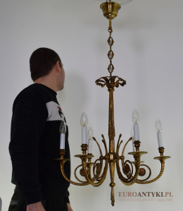 Empire, antyczny żyrandol francuski z mosiądzu. Pałacowe lampy.