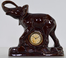 Słoń ceramiczny zabytkowy zegar z babcinych lat.