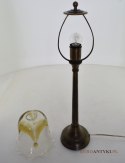 Retro smukła lampa stołowa z kloszem. Unikatowe lampy.