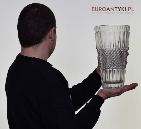 Duży kryształowy flakon ozdobny. Sklep ze starociami.