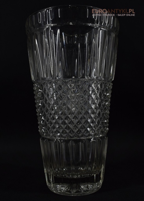 Duży kryształowy flakon ozdobny. Sklep ze starociami.