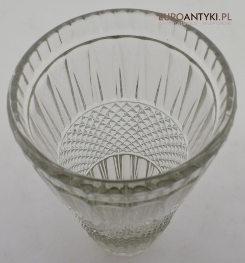 Duży kryształowy flakon ozdobny. Sklep ze starociami.