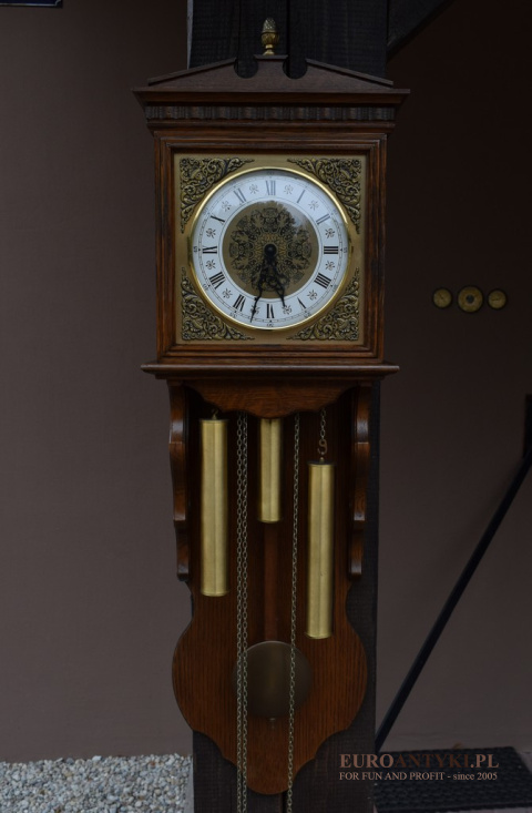 Duży zegar ścienny z połowy ubiegłego wieku FHS. Antyki starocie.