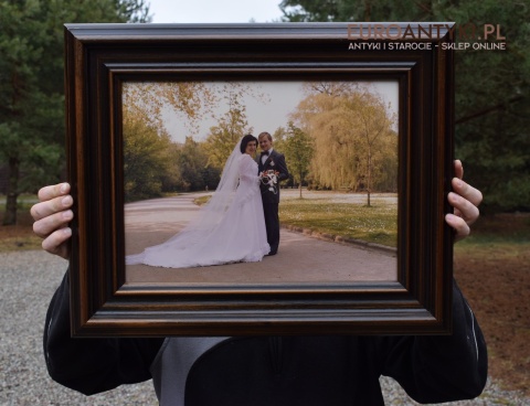 Śliczna drewniana retro rama na zdjęcia. Starocie antyki.