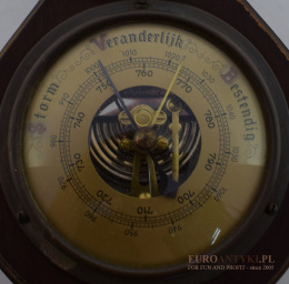 Zabytkowa stacja pogody z 1900 roku. Barometr Termometr.