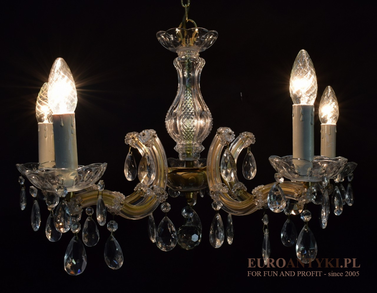 Kryształowy żyrandol Maria Teresa. Unikatowe lampy stylowe.