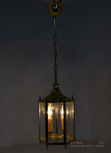 Klasyczna lampa wisząca do ganku, holu, wiatrołapu. Oświetlenie retro.