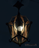 Klasyczna lampa wisząca do ganku, holu, wiatrołapu.