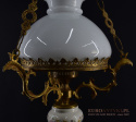Piękna wisząca lampa stylowa z dawnych lat. Lampy antyki.