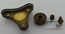 Muzealna mosiężna lampka naftowa z lat 1900. Antyki starocie.