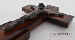 krzyż antyk z jezusem