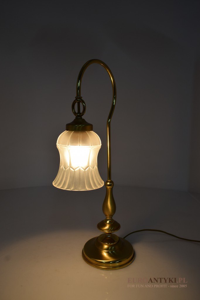 lampa stołowa z antykwariatu
