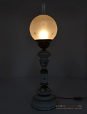 muzealna lampa stołowa