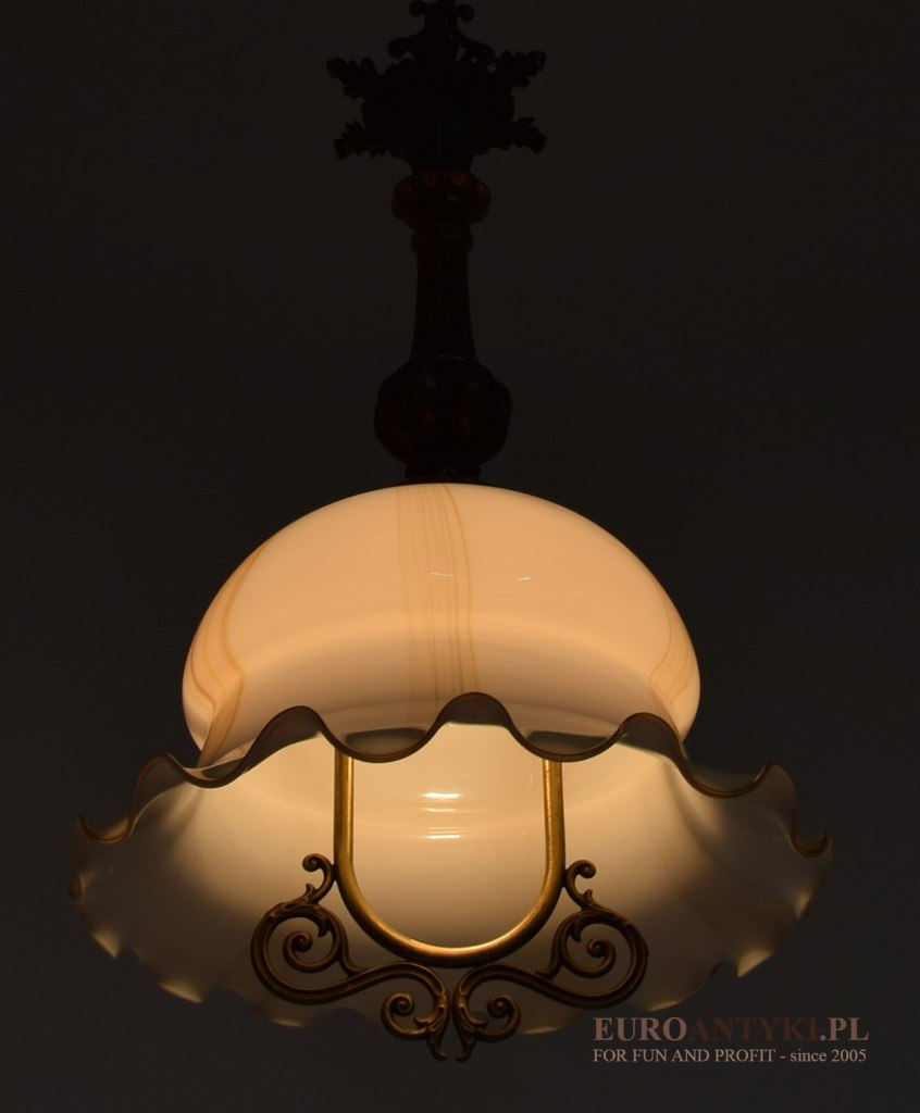 sufitowa lampa retro