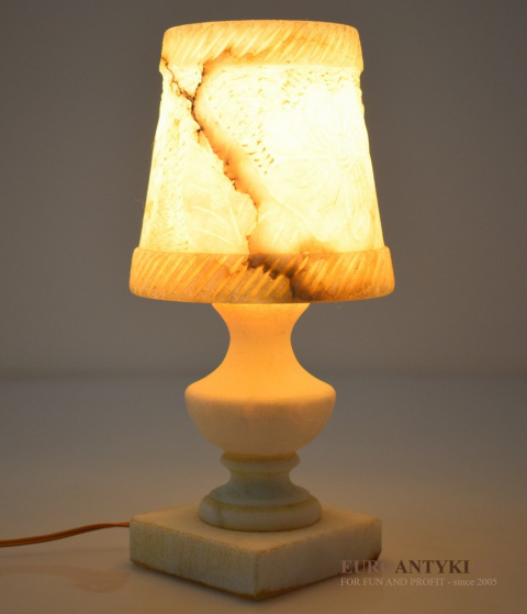 antyczna lampa alabastrowa