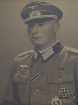 Żołnierz wehrmachtu - oryginalne zdjęcie w ramce.