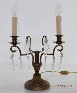 Antyczna lampka stołowa z kryształami. Oświetlenie wiktoriańskie.