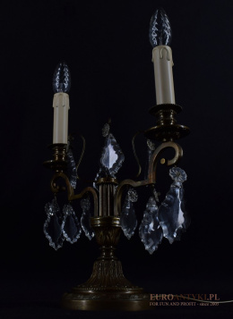Antyczna lampka stołowa z kryształami. Oświetlenie wiktoriańskie.