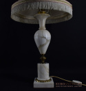 marmurowa lampa stołowa antyczna