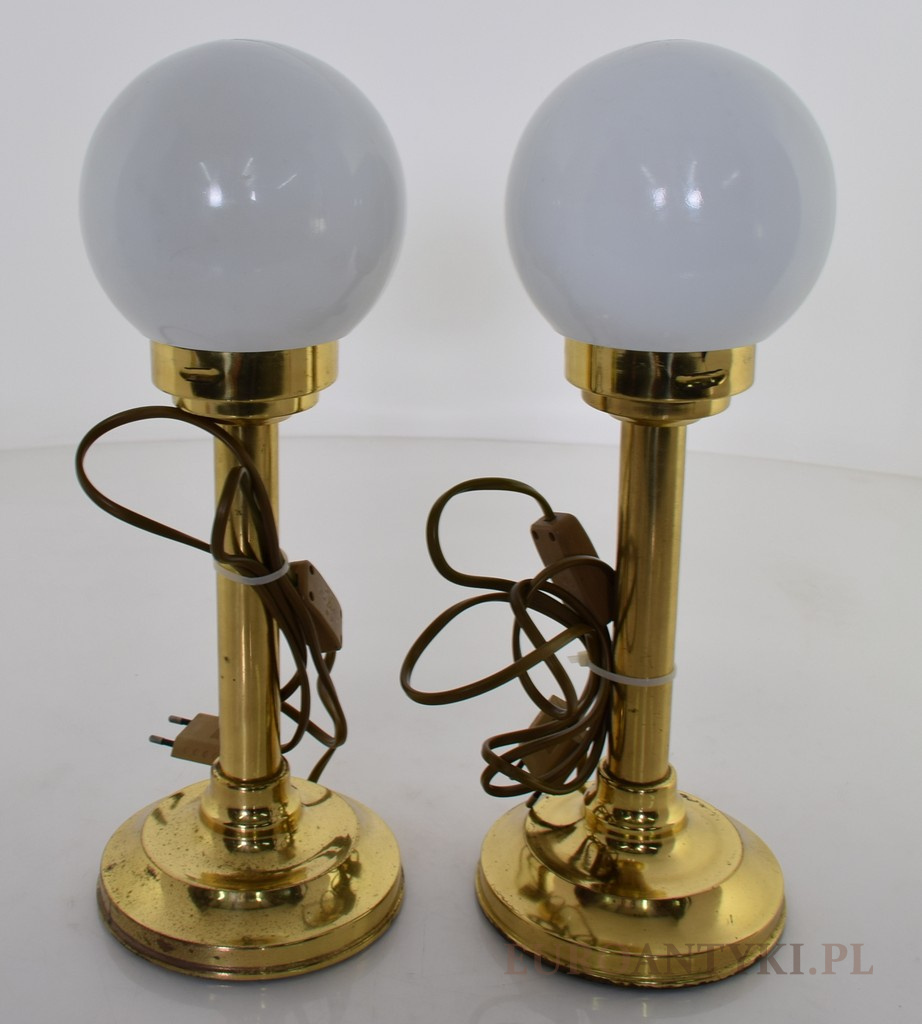 Lampki stołowe vintage: Klasyczna elegancja w nowoczesnym wnętrzu