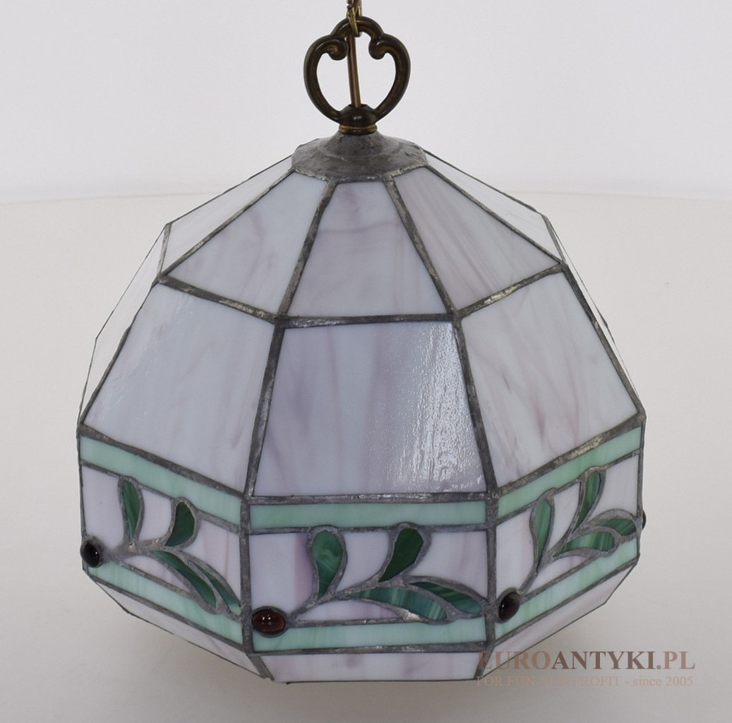 Antyczne Lampy Tiffany: Ręcznie Lutowane Arcydzieła ze Specjalnego Szkła