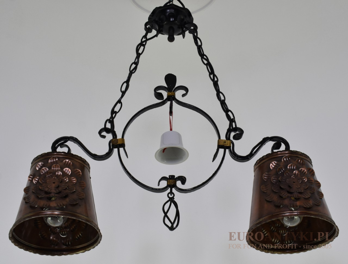 Rustykalne Lampy: Urok i Ciepło Wiejskiego Stylu w Twoim Domu