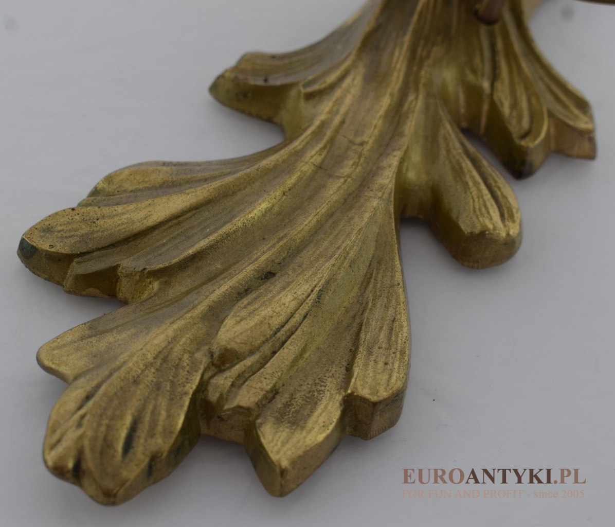 mosiężne odlewy do antycznych lamp